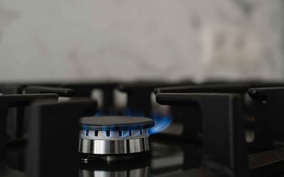 Gas vs Electric Freestanding Range: Choosing the Spark for Your Holiday